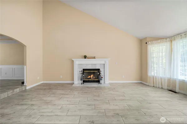 $1,295,000 | 25921 Witte Road Southeast, Maple Valley, WA 98038