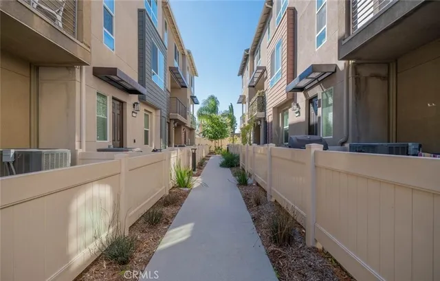 a view of outdoor space