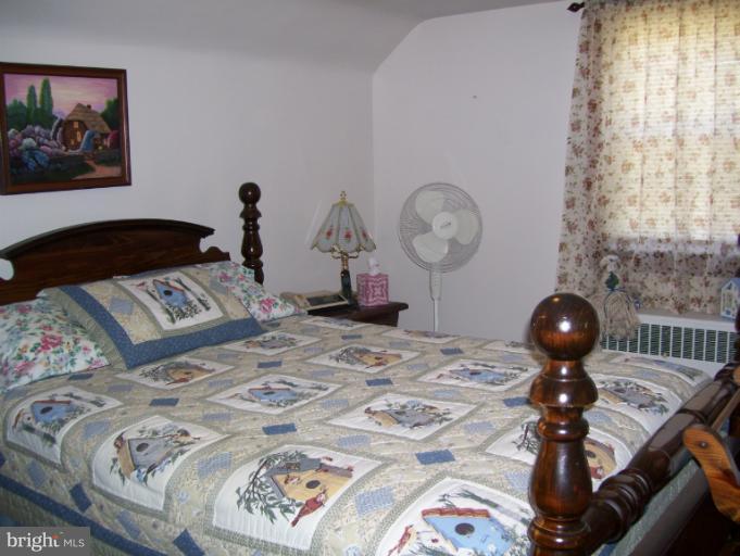 5906 Medora Road Linthicum, MD 21090 - Photo 3 of 28 Bedroom (Master)