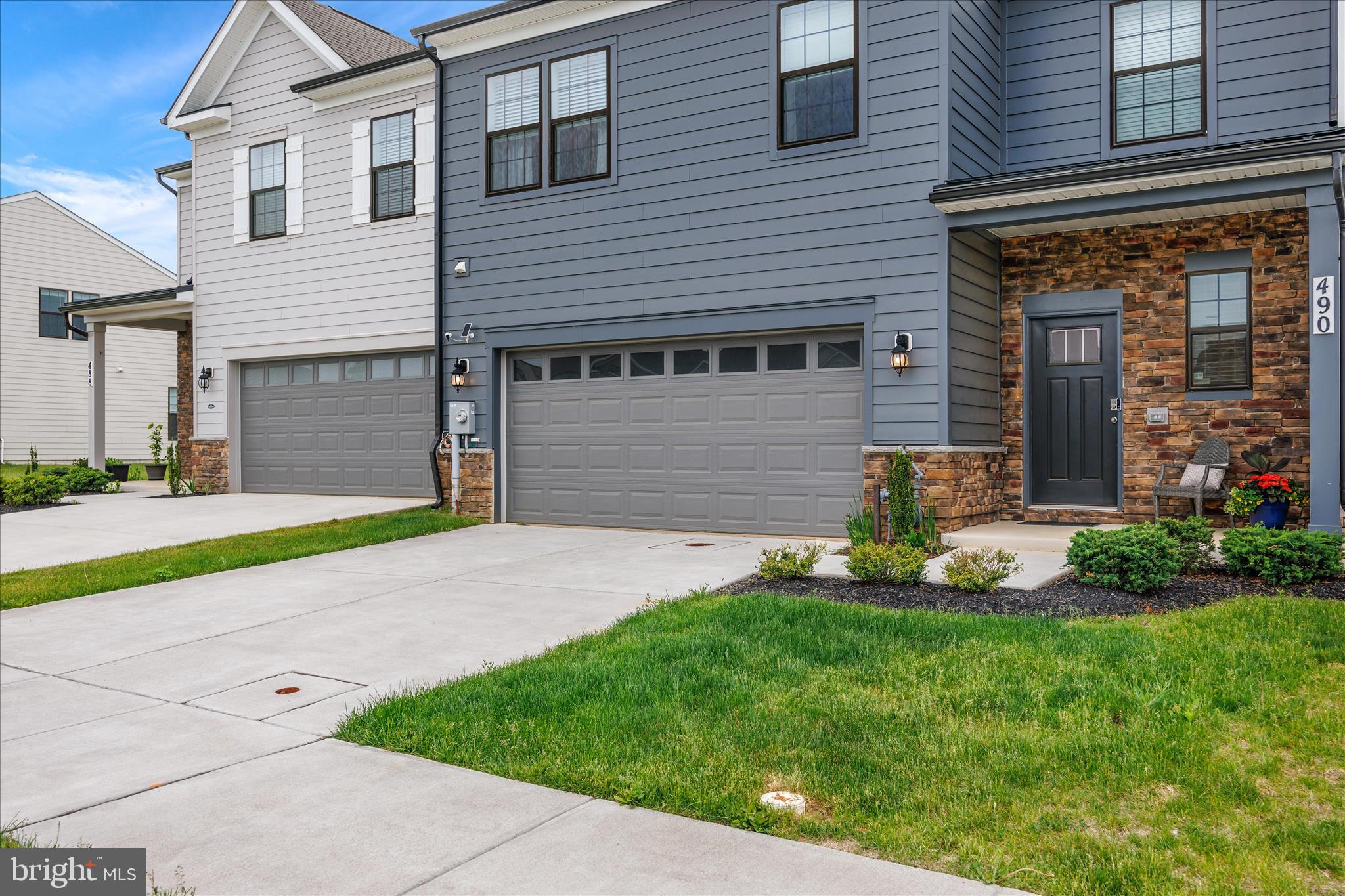 490 Herringbone Way Frederick, MD 21701 - Photo 2 of 46