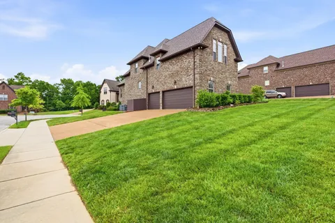 $879,900 | 503 Montrose Drive, Mount Juliet, TN 37122