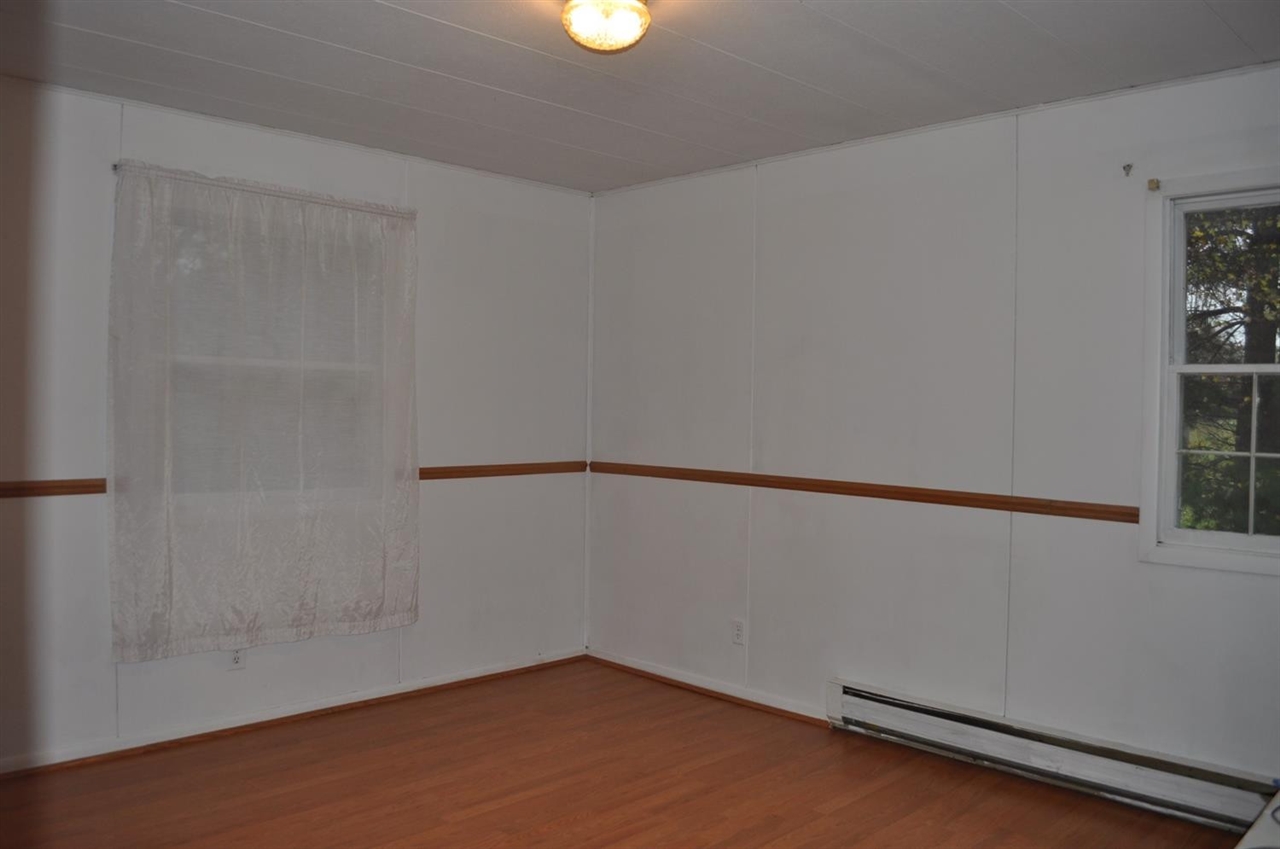 8435 North Dixboro Road South Lyon, MI 48178 - Photo 12 of 58
