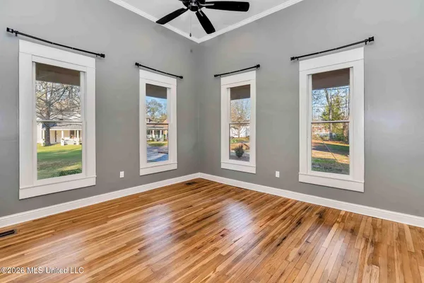 $297,000 | 136 West 5th Street, Hattiesburg, MS 39401