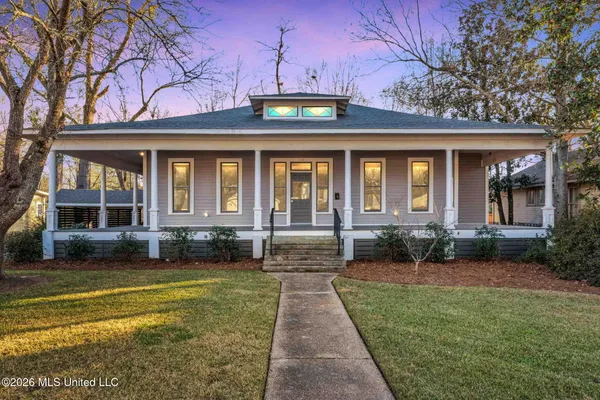 $297,000 | 136 West 5th Street, Hattiesburg, MS 39401