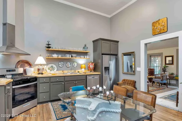 $297,000 | 136 West 5th Street, Hattiesburg, MS 39401