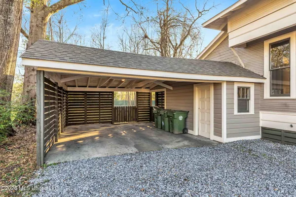 $297,000 | 136 West 5th Street, Hattiesburg, MS 39401
