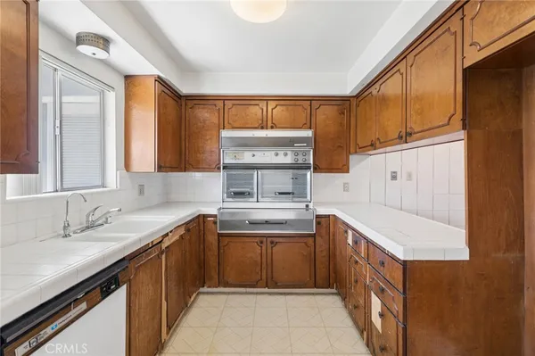 $549,000 | 1204 East 1st Street, Tustin, CA 92780