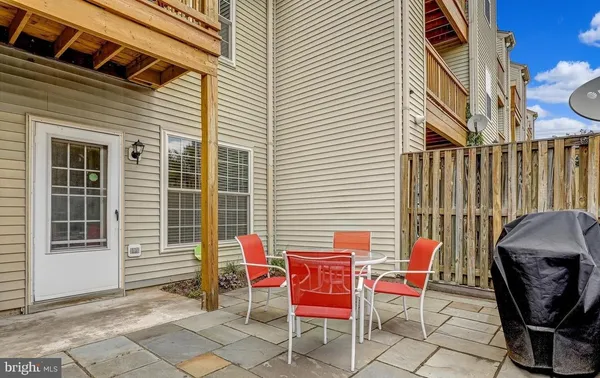 $2,850 | 6809 Stone Maple Terrace, Unit A, Centreville, VA 20121