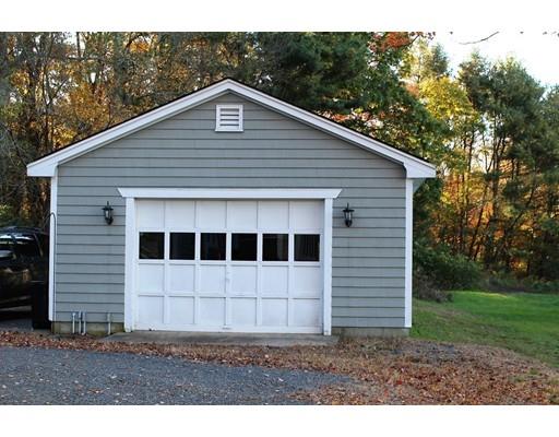 278 New Bedford Road Rochester, MA 02770 - Photo 4 of 23 a view of a house with a yard
