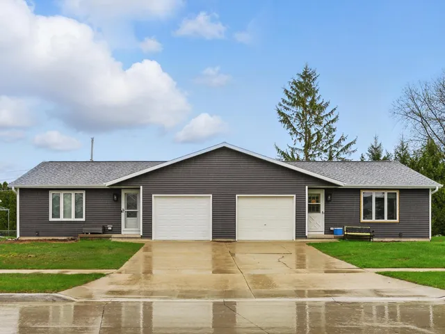 $379,900 | 1933 Kellner Street, Unit 1935, Manitowoc, WI 54220