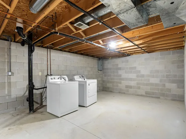 $379,900 | 1933 Kellner Street, Unit 1935, Manitowoc, WI 54220