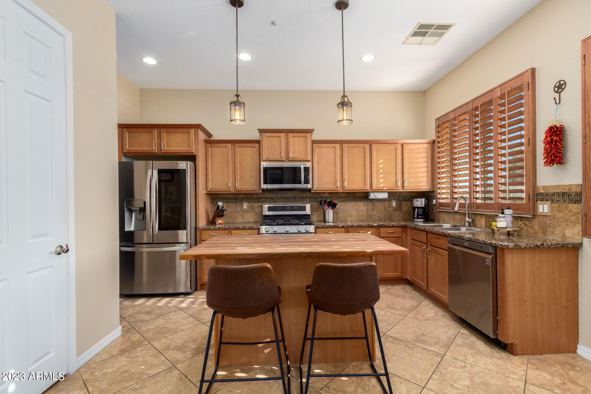18347 Verdin Road Goodyear, AZ 85338 - Photo 11 of 54 0013-14 - Verdin