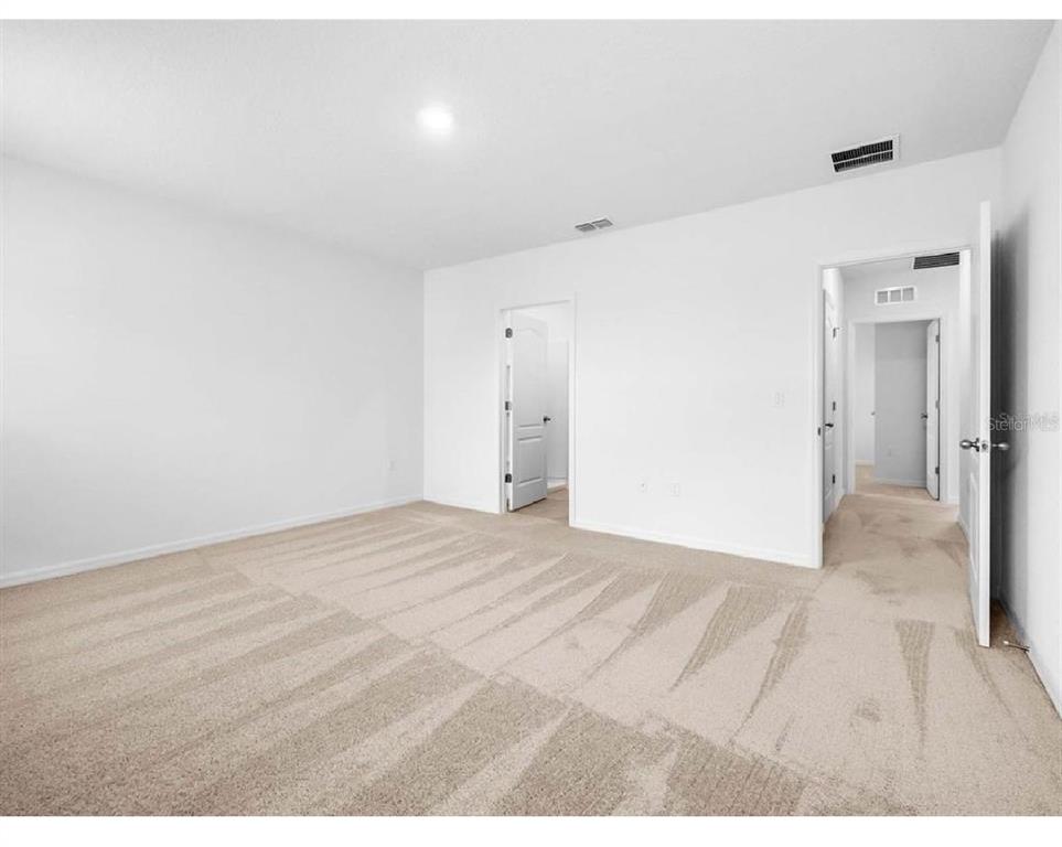 3993 Rory Oak Circle Apopka, FL 32703 - Photo 15 of 19 a view of an empty room