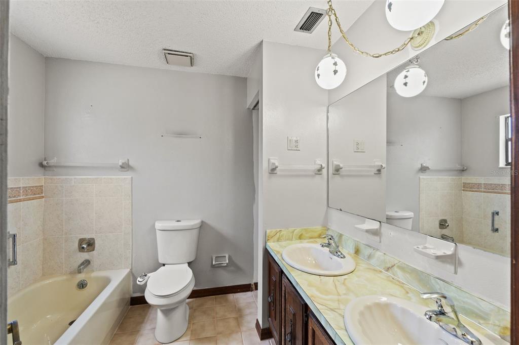 7447 Dundee Way Weeki Wachee, FL 34613 - Photo 19 of 35