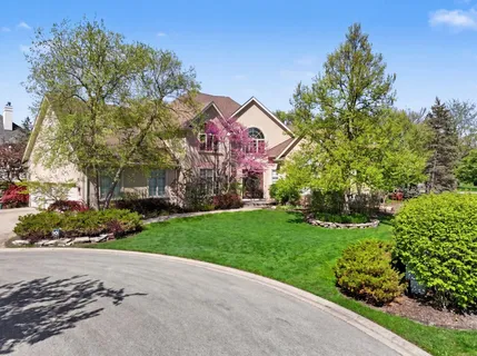 $1,850,000 | 1745 Sundrop Circle, Highland Park, IL 60035