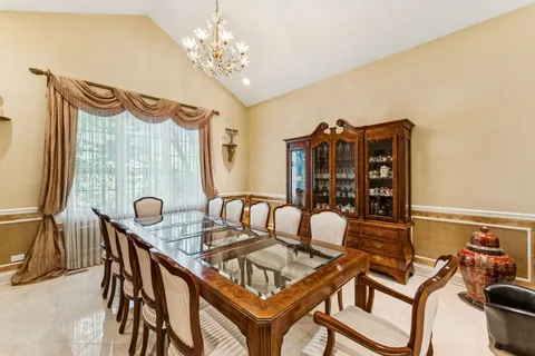 $1,850,000 | 1745 Sundrop Circle, Highland Park, IL 60035