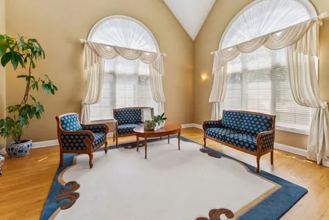 $1,850,000 | 1745 Sundrop Circle, Highland Park, IL 60035