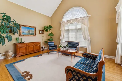 $1,850,000 | 1745 Sundrop Circle, Highland Park, IL 60035