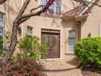 $1,850,000 | 1745 Sundrop Circle, Highland Park, IL 60035