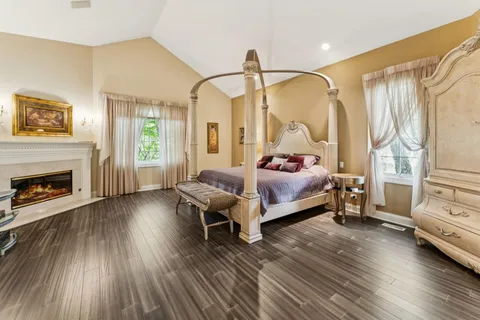 $1,850,000 | 1745 Sundrop Circle, Highland Park, IL 60035