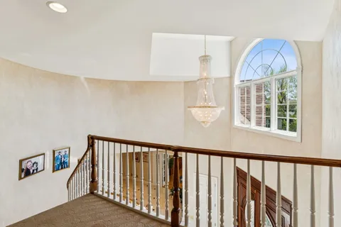 $1,850,000 | 1745 Sundrop Circle, Highland Park, IL 60035