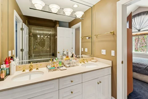 $1,850,000 | 1745 Sundrop Circle, Highland Park, IL 60035