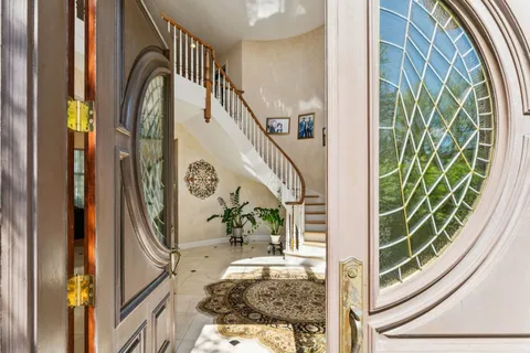 $1,850,000 | 1745 Sundrop Circle, Highland Park, IL 60035