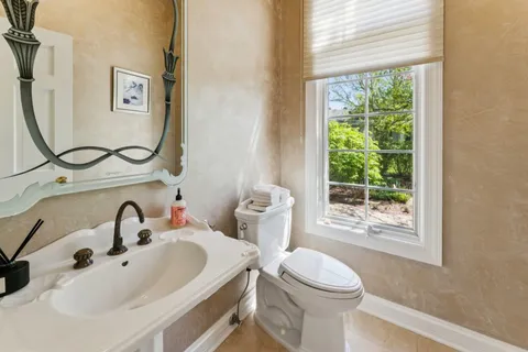 $1,850,000 | 1745 Sundrop Circle, Highland Park, IL 60035