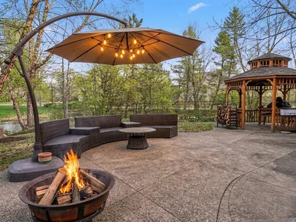 $1,850,000 | 1745 Sundrop Circle, Highland Park, IL 60035