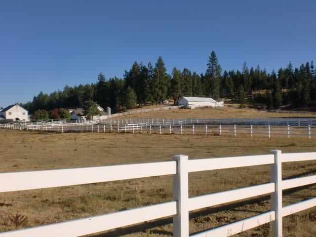 10102 North Fairview Road Spokane, WA 99217 - Photo 4 of 11