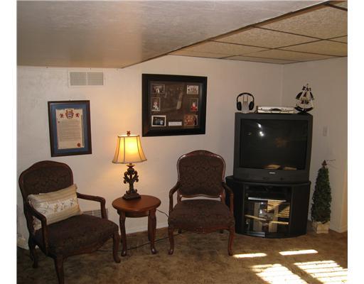850 Blue Ridge Road Plum, PA 15239 - Photo 14 of 18 Family Room.