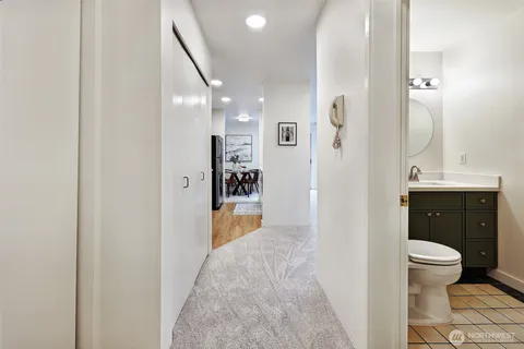 $380,000 | 2829 Franklin Avenue East, Unit N2, Seattle, WA 98102