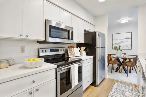 $380,000 | 2829 Franklin Avenue East, Unit N2, Seattle, WA 98102