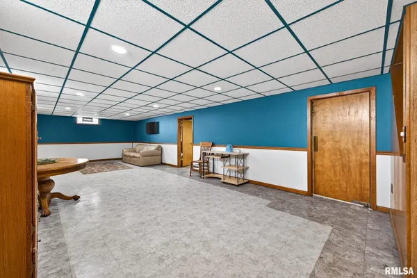 $184,900 | 306 Parkview Drive, Washington, IL 61571