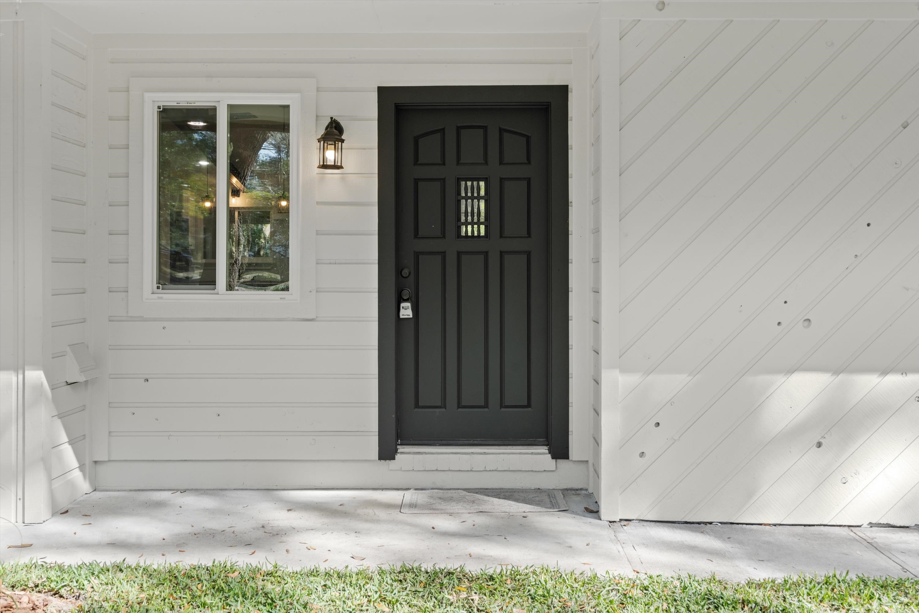2884 Kings Road St. Augustine, FL 32086 - Photo 3 of 27 a view of entrance
