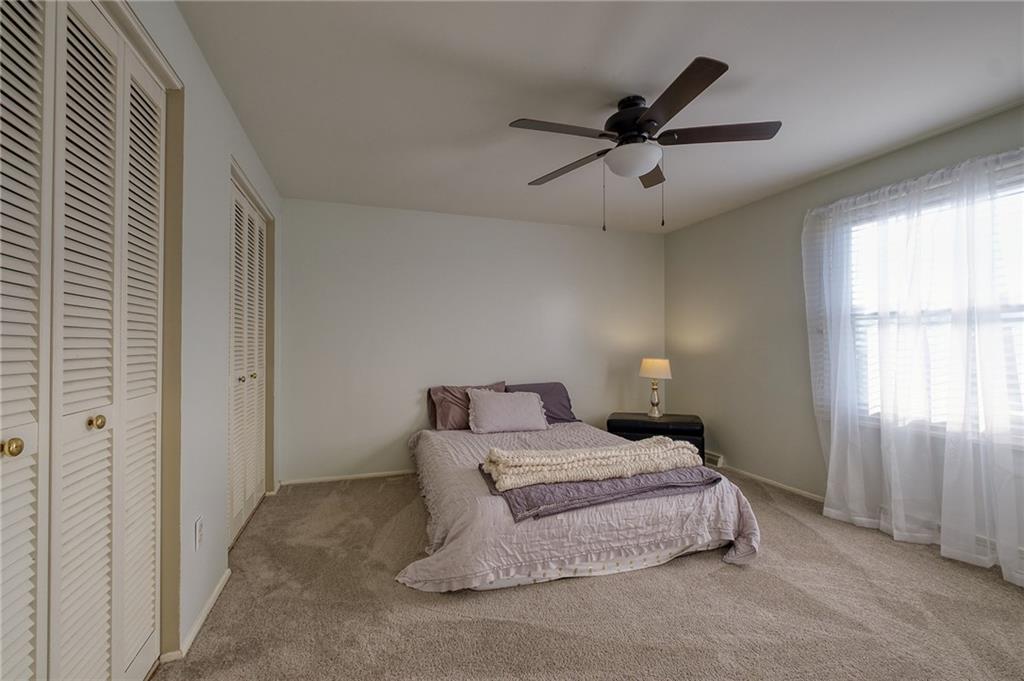 1298 Rolling Meadow Road Pittsburgh, PA 15241 - Photo 17 of 25 Gallery Image 17