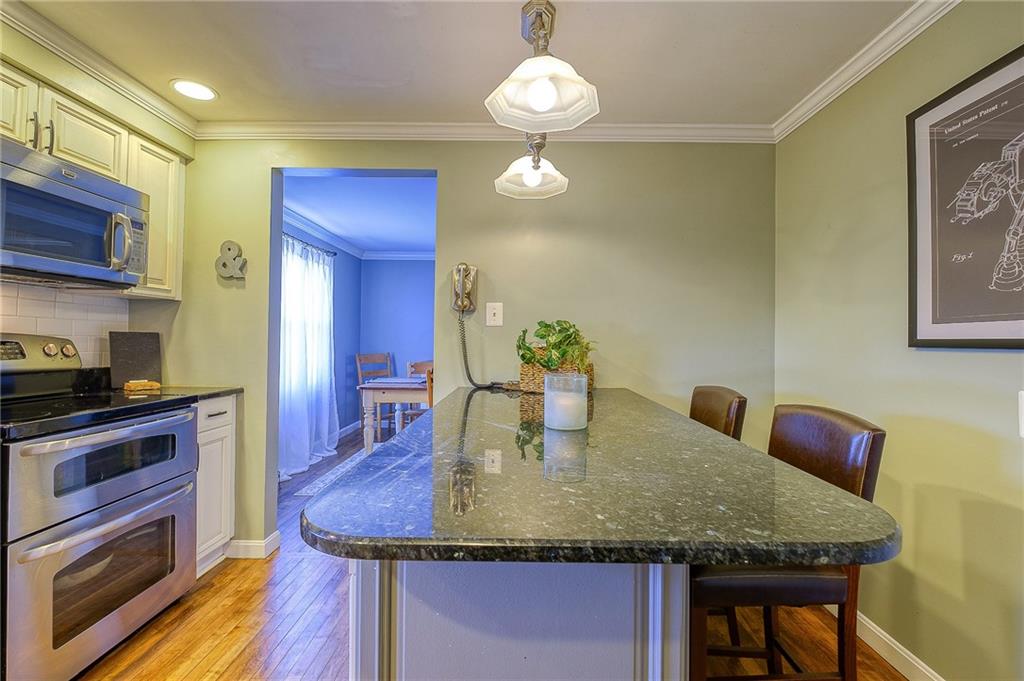 1298 Rolling Meadow Road Pittsburgh, PA 15241 - Photo 7 of 25 Gallery Image 7