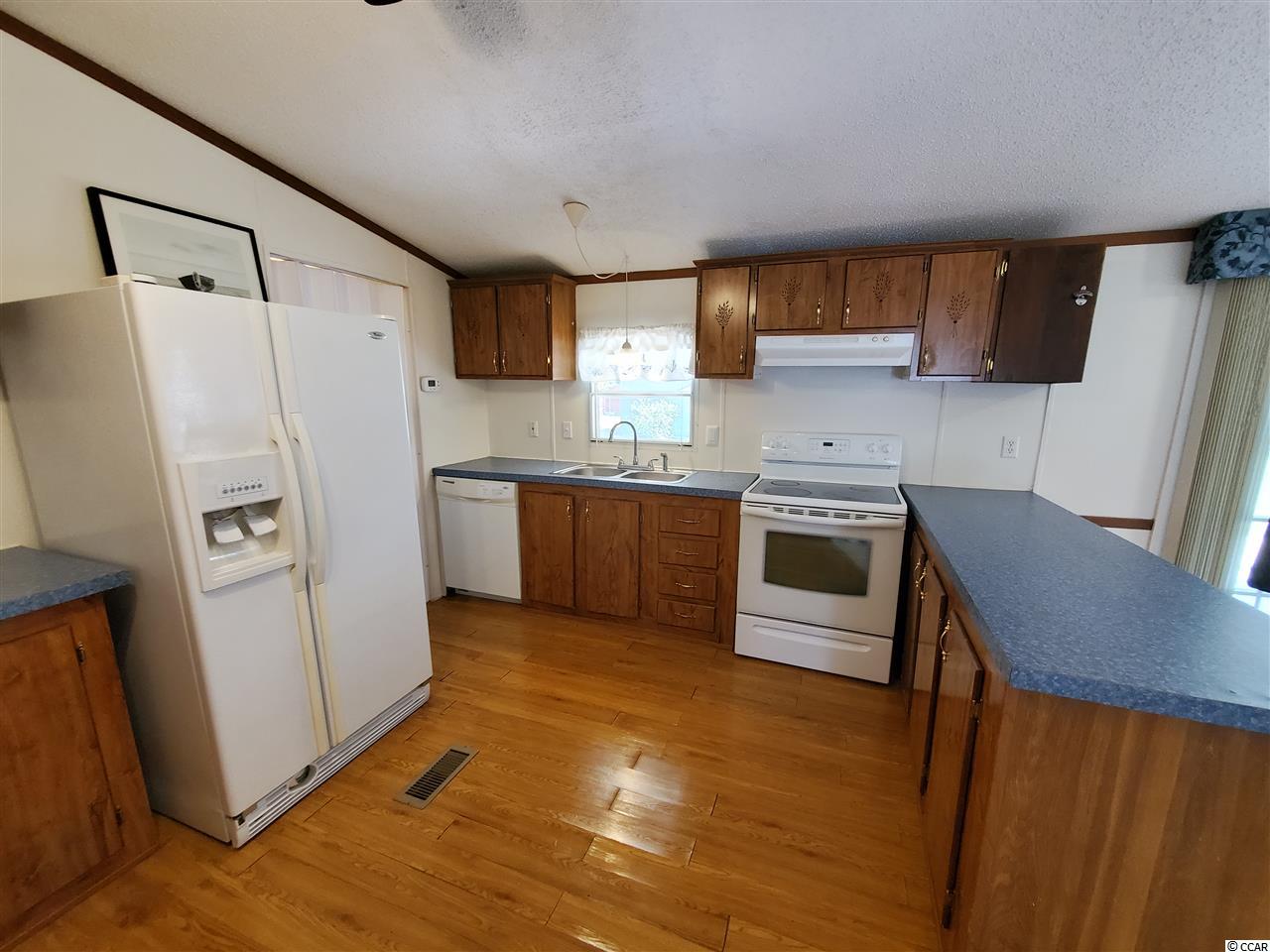 5073 Pee Dee Lane Murrells Inlet, SC 29576 - Photo 13 of 37 Gallery Image 13