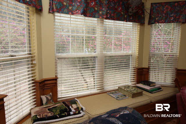 2390 Johnson Road West Mobile, AL 36695 - Photo 5 of 27 Window Seat in Living Room