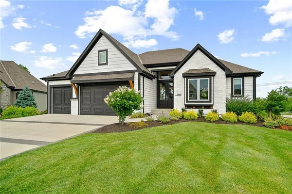 $1,125,000 | 14510 South Parkhill Street, Olathe, KS 66062