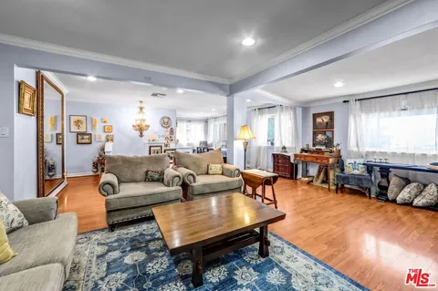 $1,195,000 | 10205 Fairgrove Avenue, Tujunga, CA 91042