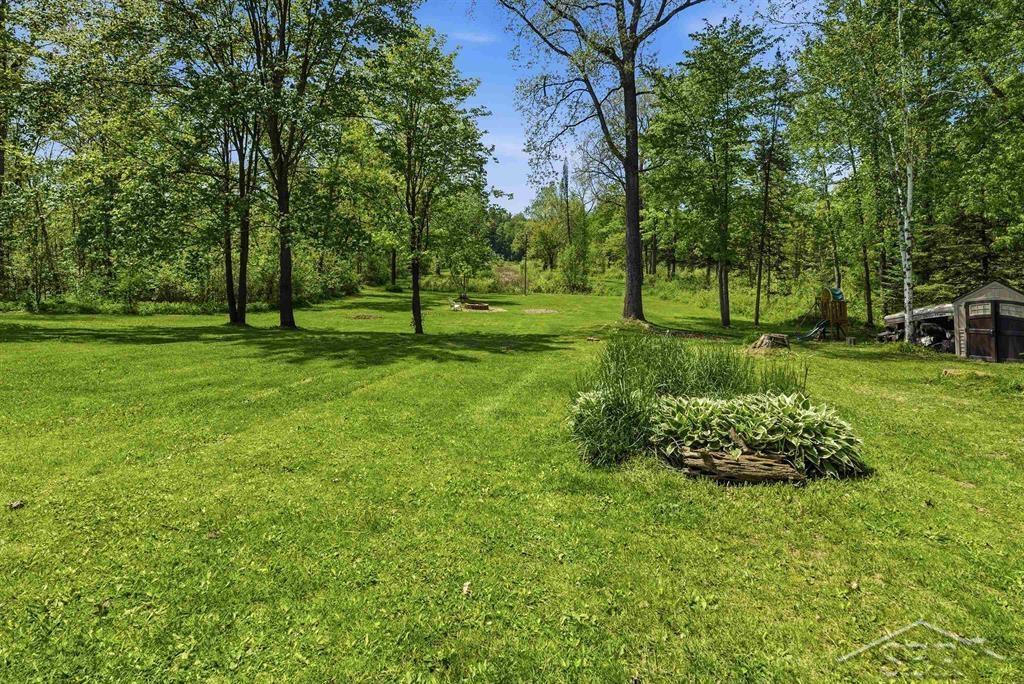 2710 South Whitney Beach Road Beaverton, MI 48612 - Photo 33 of 45