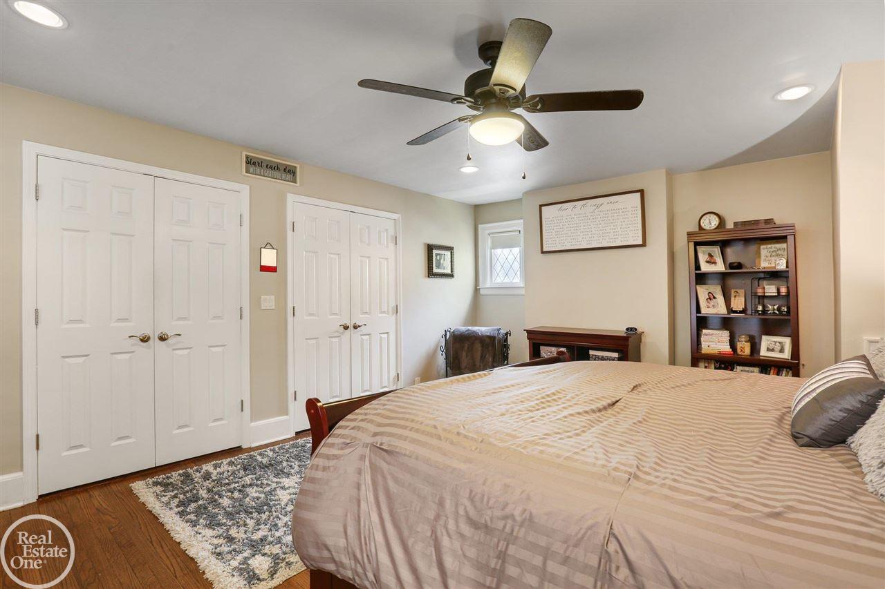 1223 Bishop Road Grosse Pointe Park, MI 48230 - Photo 20 of 35
