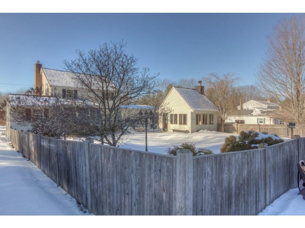 120 Chamberlain Street Rochester, NH 03867 - Photo 11 of 30