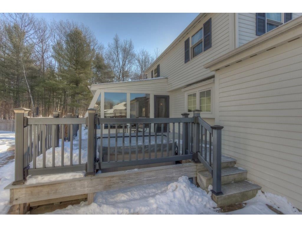 120 Chamberlain Street Rochester, NH 03867 - Photo 7 of 30