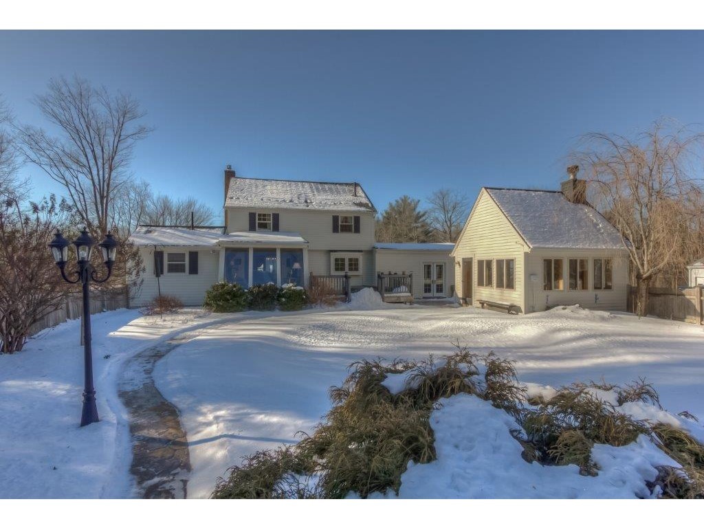 120 Chamberlain Street Rochester, NH 03867 - Photo 8 of 30