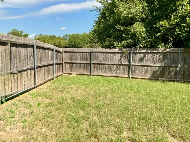 $1,495 | 116 Holly Street, Georgetown, TX 78626