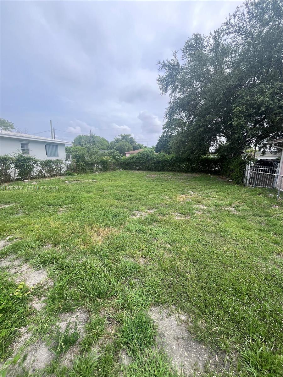1927 Northwest 64th Street Miami, FL 33147 - Photo 10 of 11 Photo 10
