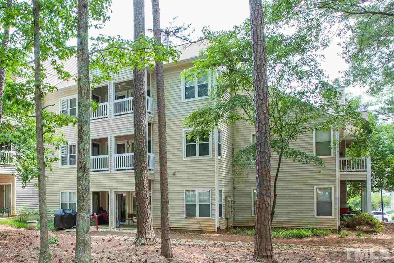 6000 Winterpointe Lane, Unit 203 Raleigh, NC 27606 - Photo 3 of 26 Gallery Image 3