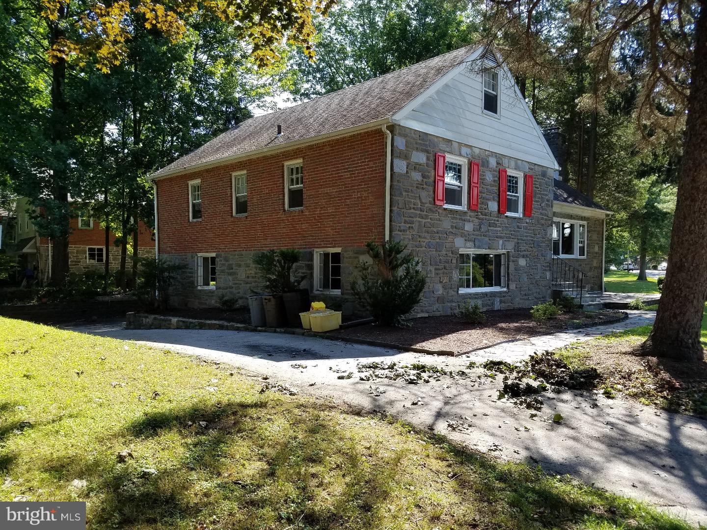 600 Paddock Road Havertown, PA 19083 - Photo 5 of 23 Exterior Side